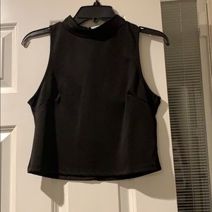 Black Astr crop top size M
